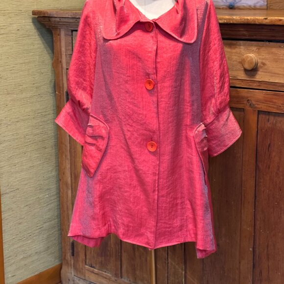 Fun Coral Colored Top Ladies M - Picture 1 of 8